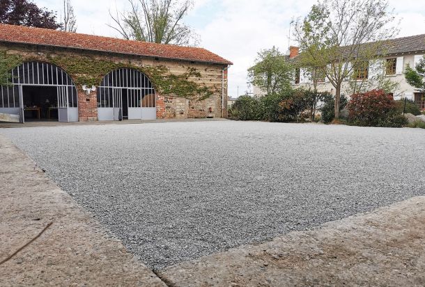 Cours intérieur pour la pétanque